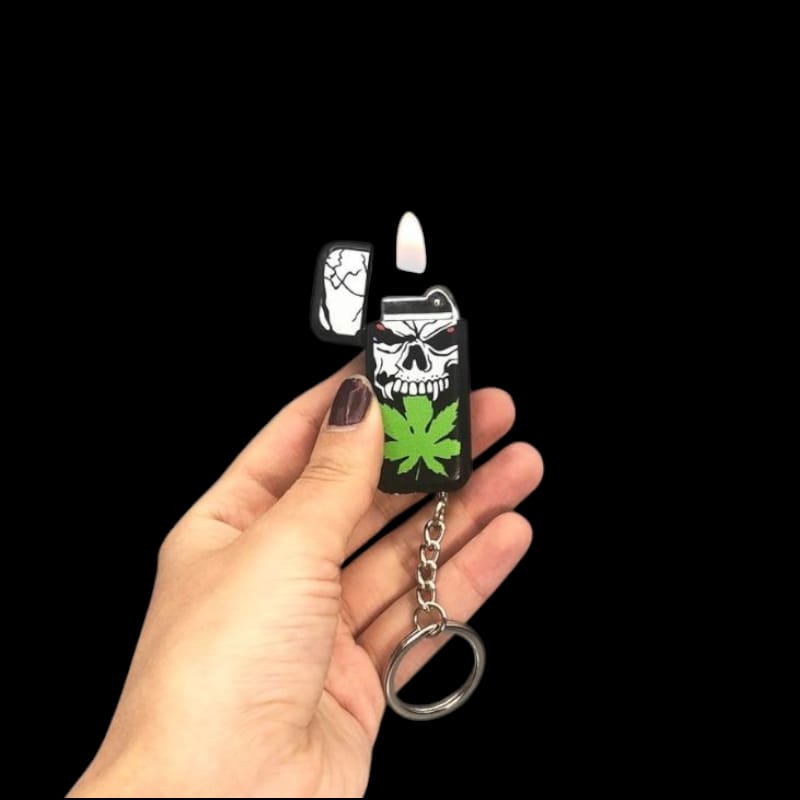 💀 Skull Blaze Keychain Lighter – Refillable Gas Flame